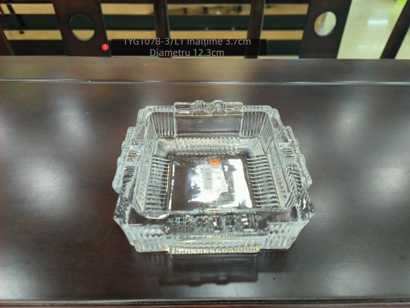 Scrumieră din sticlă cristal pentru sufragerie și birou, decor cu design inspirat de diamant, brand Shengfa, imprimare logo la cerere, protecție anti-împrăștie cenușă