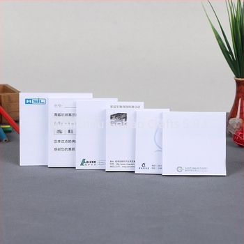 Jurnal personalizat cu autocolante pentru notițe și imprimare a logo-ului (Brand: Other; Lipire: Da; Imprimare a logo-ului: Da; Autorizare IP: Nu)