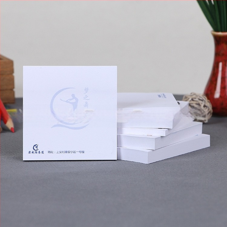 Jurnal personalizat cu autocolante pentru notițe și imprimare a logo-ului (Brand: Other; Lipire: Da; Imprimare a logo-ului: Da; Autorizare IP: Nu)