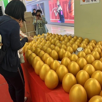 Ou din gips, turnat din gips; decorativ colorat; categorie produs: Ou colorat; import: Nu