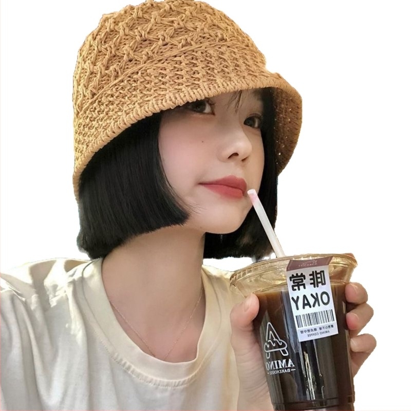 Perucă pentru păr scurt drept — stil pălărie pescărească de vară, design respirabil, fibre rezistente la temperatură, mecanism intern de prindere