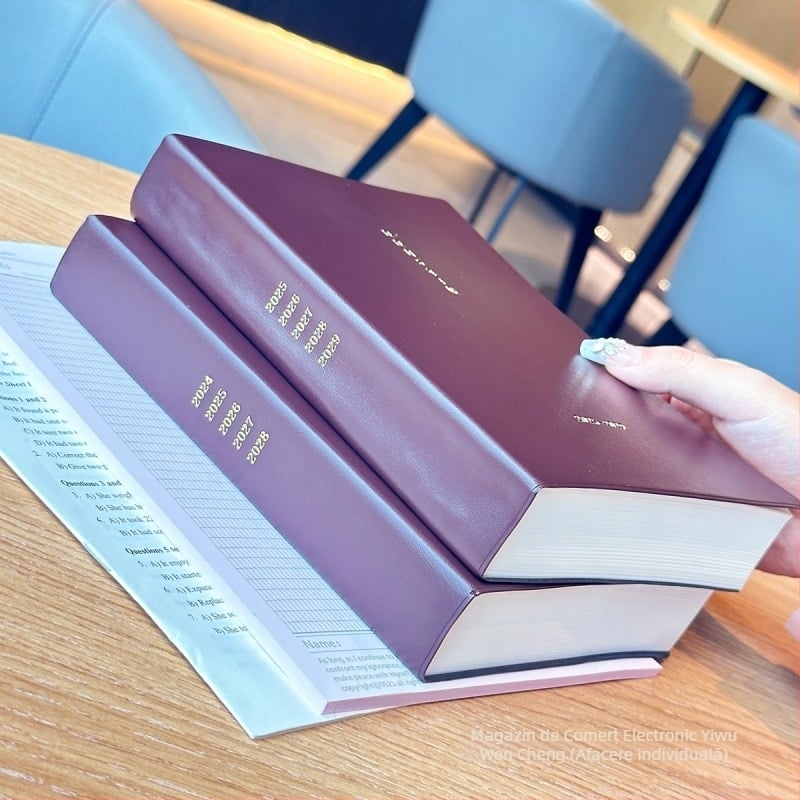 Jurnal de buzunar cu copertă moale, jurnal de cinci ani, stil Japonez/Coreean, peste 400 de pagini, hârtie 70 g/m²