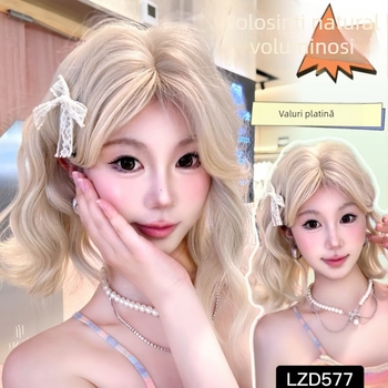 Perucă, păr scurt buclat, handmade, stil natural (Modelul 577; Mătase autohtonă; Bretoni drept sau înclinat; Nu poate fi vopsită)