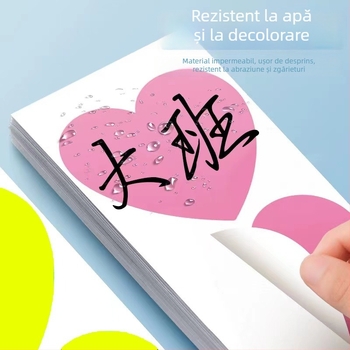 Etichetă cu nume autoadezivă, formă de inimă, pentru haine; material: hârtie acoperită cu strat autoadeziv; suport: hârtie Glassine; tip adeziv: adeziv topit la cald; rezistență la tracțiune: mare; rezistență la temperatură: până la 65°C; grosime: 0,08 mm.