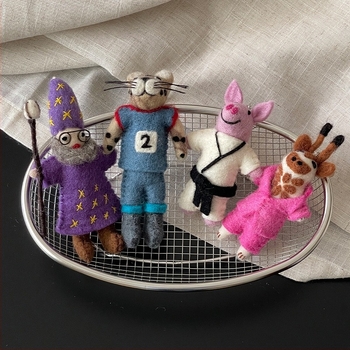 Pandantiv pentru chei din filc de lână — lucrat manual, talisman drăguț pentru geantă, model animal mic, stil drăguț, primăvara 2025