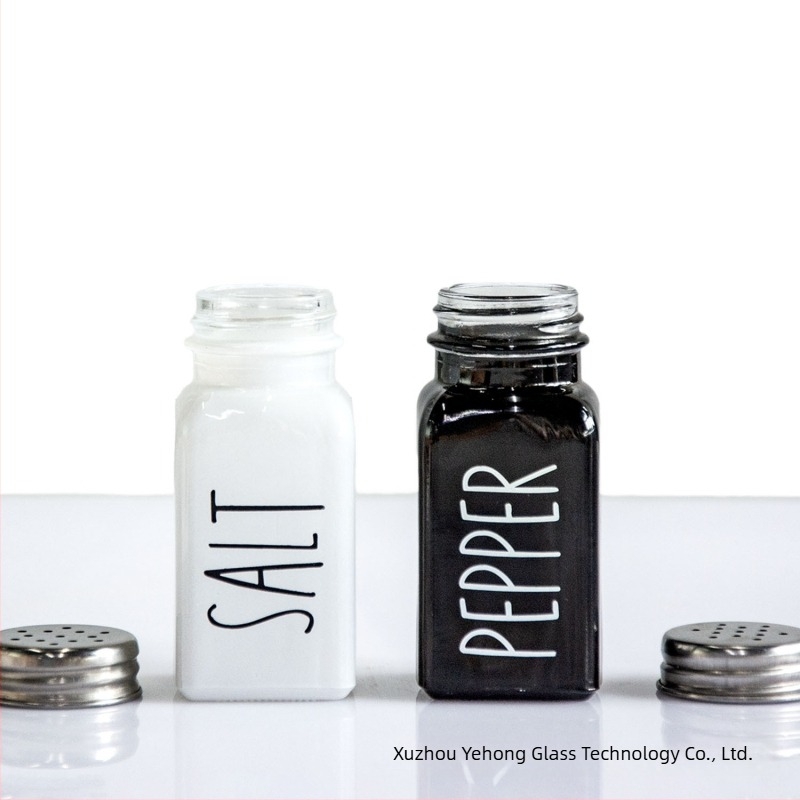 Set de sticle din sticlă pentru condimente – Yehong YH-918198; Material: Sticlă; Tip condimente: solide; Stil: Modern minimalist
