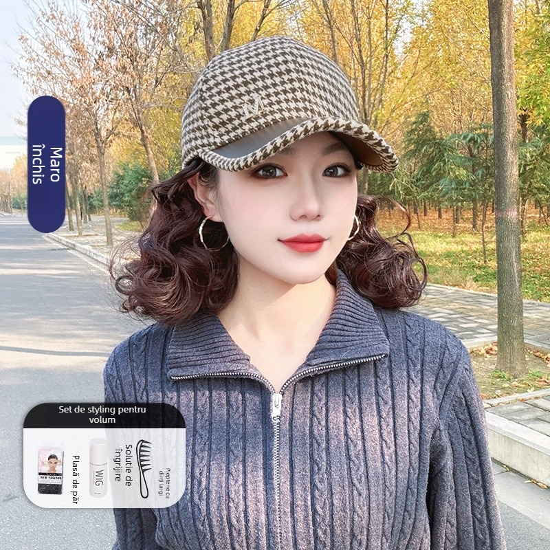 Șapcă cu perucă încorporată pentru femei, pălărie de iarnă cu perucă și păr buclat, model AT1316, stil simplu, păr din sârmă rezistentă la temperaturi înalte