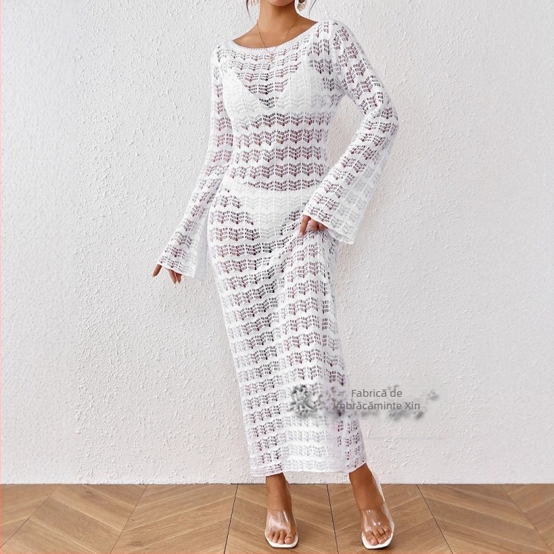 Rochie lungă tricotată, bretele spaghetti, decolteu pe un umăr, model în dungi, elegantă