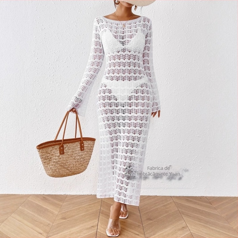 Rochie lungă tricotată, bretele spaghetti, decolteu pe un umăr, model în dungi, elegantă