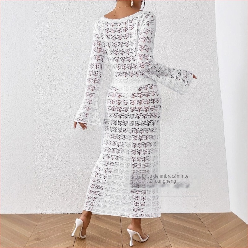 Rochie lungă tricotată, bretele spaghetti, decolteu pe un umăr, model în dungi, elegantă