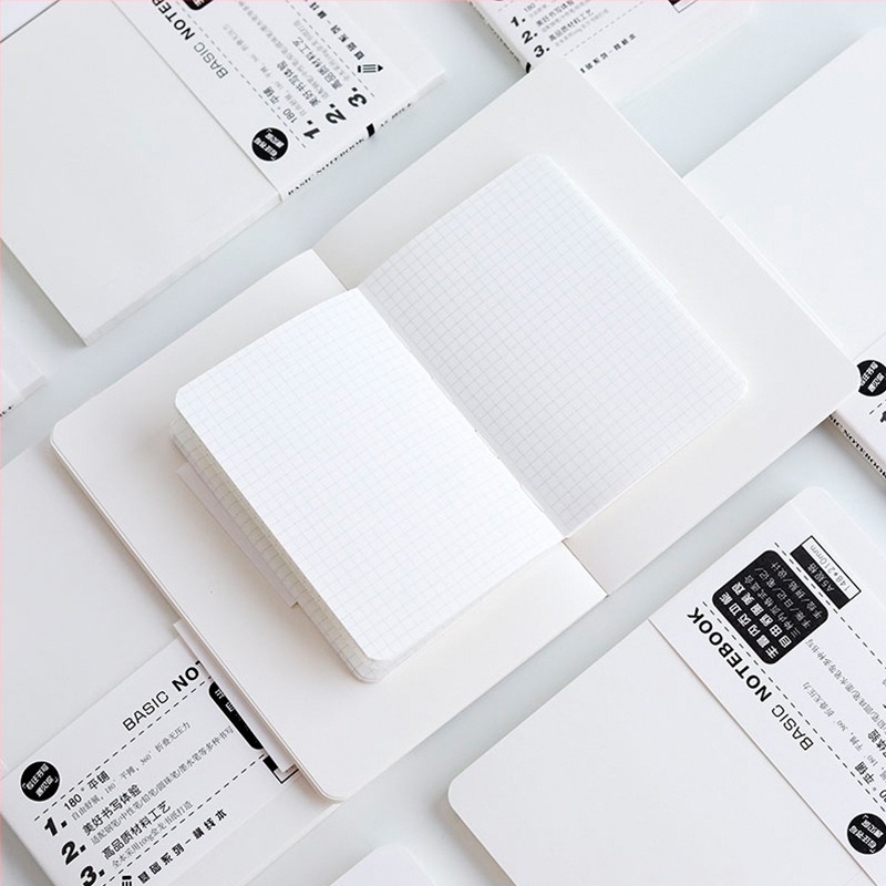 Caiet cu legare cusută, copertă din hârtie, hârtie de înaltă calitate pentru carte, 100–200 pagini, stil minimalist