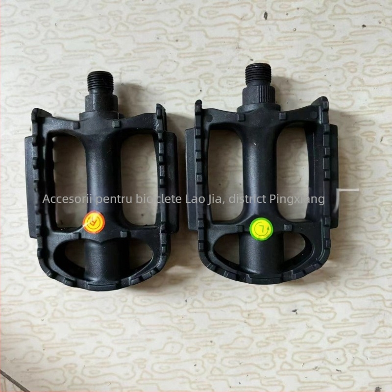 Pedala din plastic Feimin 806 pentru bicicletele de munte