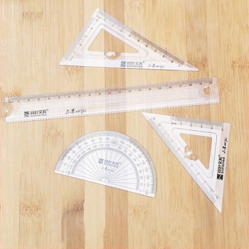 Set de 4 rigle transparente din plastic, cu design de desene animate, pentru elevi din învățământul primar