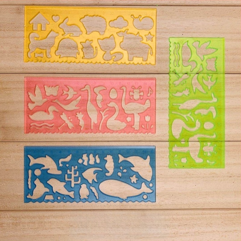 Tiankai 512 Set riglă caleidoscopică din plastic pentru copii - Șabloane multiple de desen, Model 512, Greutate netă 0.2