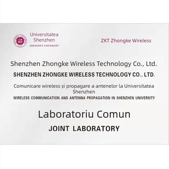 Antena omnidirecțională 5G pliabilă tip baton adeziv, 40 dBi, 600-6000 MHz, 50 Ω, interfață SMA
