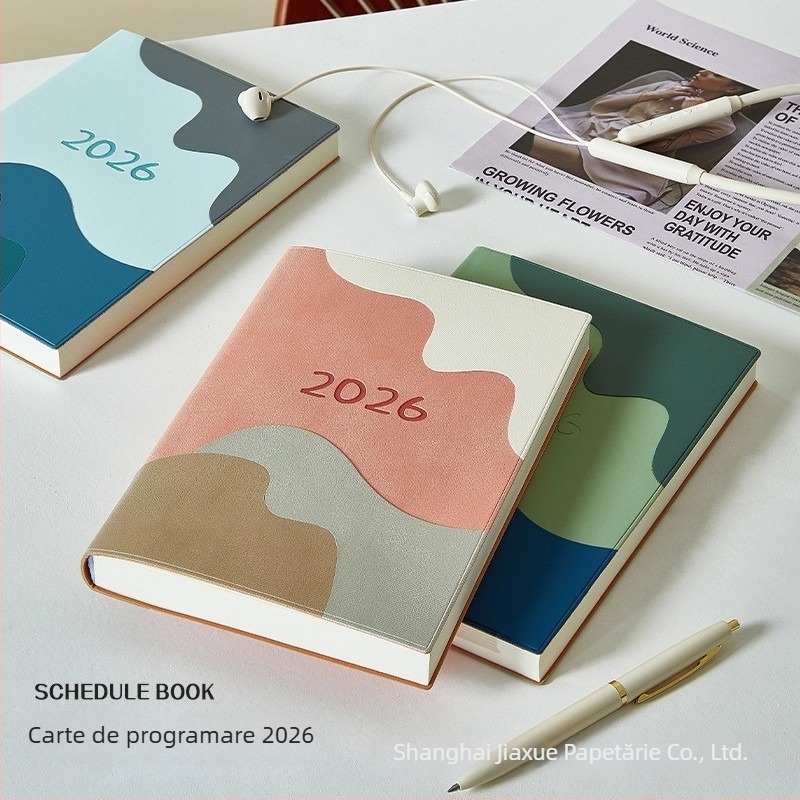 Planer-caiet 2026: plan zilnic de lucru, listă de sarcini, plan săptămânal, jurnal și calendar; copertă PU; legare pe linie; hârtie Dowling 100 g; 300–400 de pagini