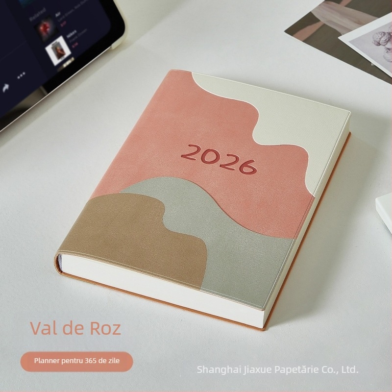 Planer-caiet 2026: plan zilnic de lucru, listă de sarcini, plan săptămânal, jurnal și calendar; copertă PU; legare pe linie; hârtie Dowling 100 g; 300–400 de pagini