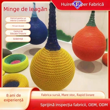 Leagăn din plasă de sfoară cu minge atârnată — jucărie de exterior, integrare senzorială și fitness fizic