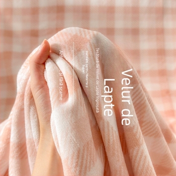 Set de pat 3 piese din velur de lapte, greutate 500–799 g, model cu dungi, imprimare reactiva