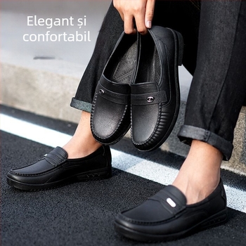 Cizme de ploaie scurte pentru bărbați, exterior PVC, talpă din plastic, gleznă joasă, slip-on, antialunecare și rezistență la uzură, pentru bucătărie