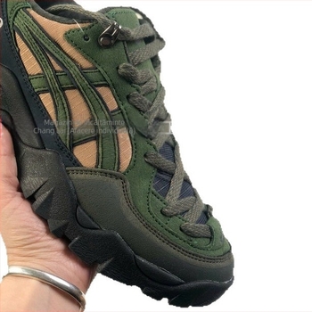 Ghete de drumeție pentru bărbați – șireturi frontale, partea superioară din plasă, înălțime crescută, talpă din cauciuc antiderapant