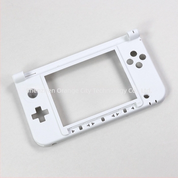 3DS XL șasiu - ramă centrală a carcasei cu ramă a ecranului pe partea C; material plastic; personalizare disponibilă; suportă distribuție într-un singur element