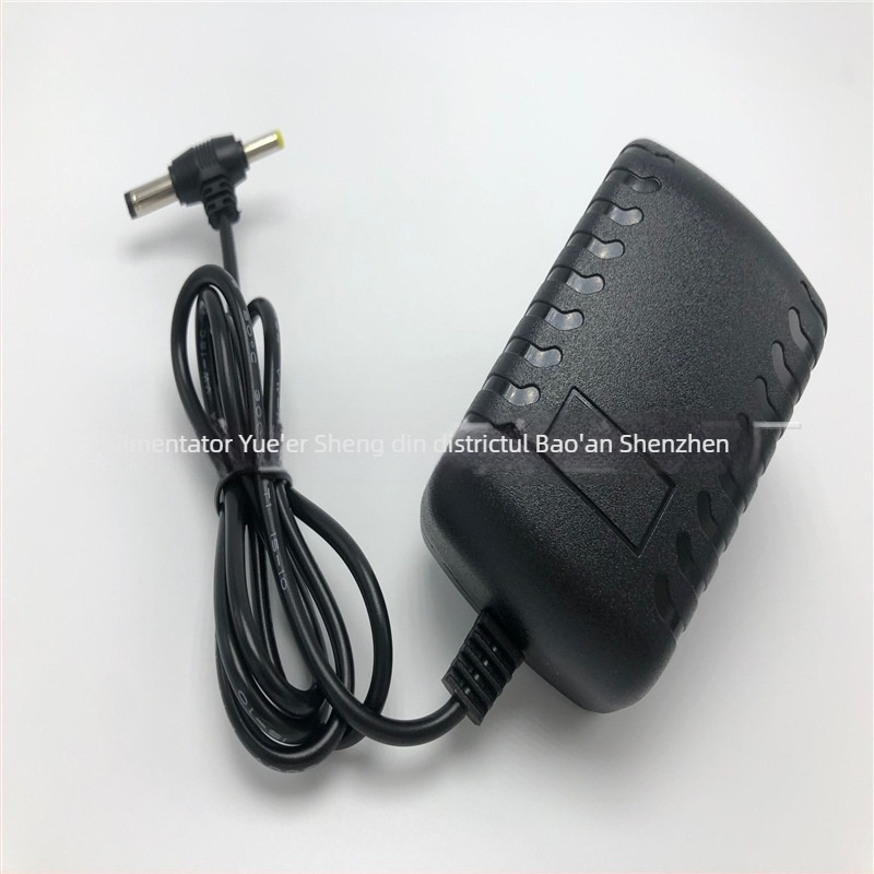 Adaptor AC/DC PWM, 12V 3A (36W), intrare 100-240V, eficiență 95%, sursă de alimentare switching