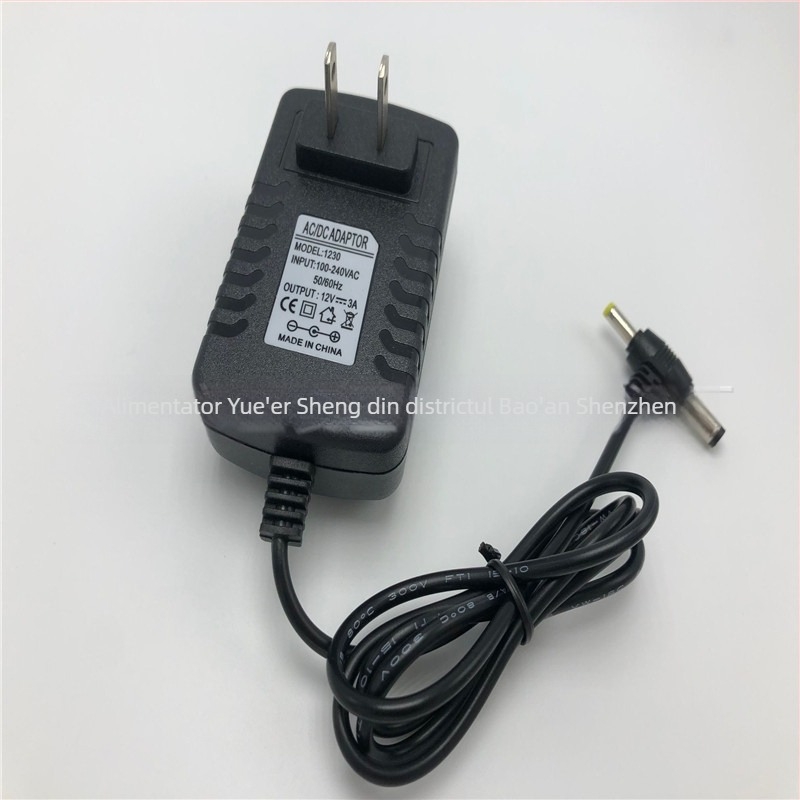 Adaptor AC/DC PWM, 12V 3A (36W), intrare 100-240V, eficiență 95%, sursă de alimentare switching