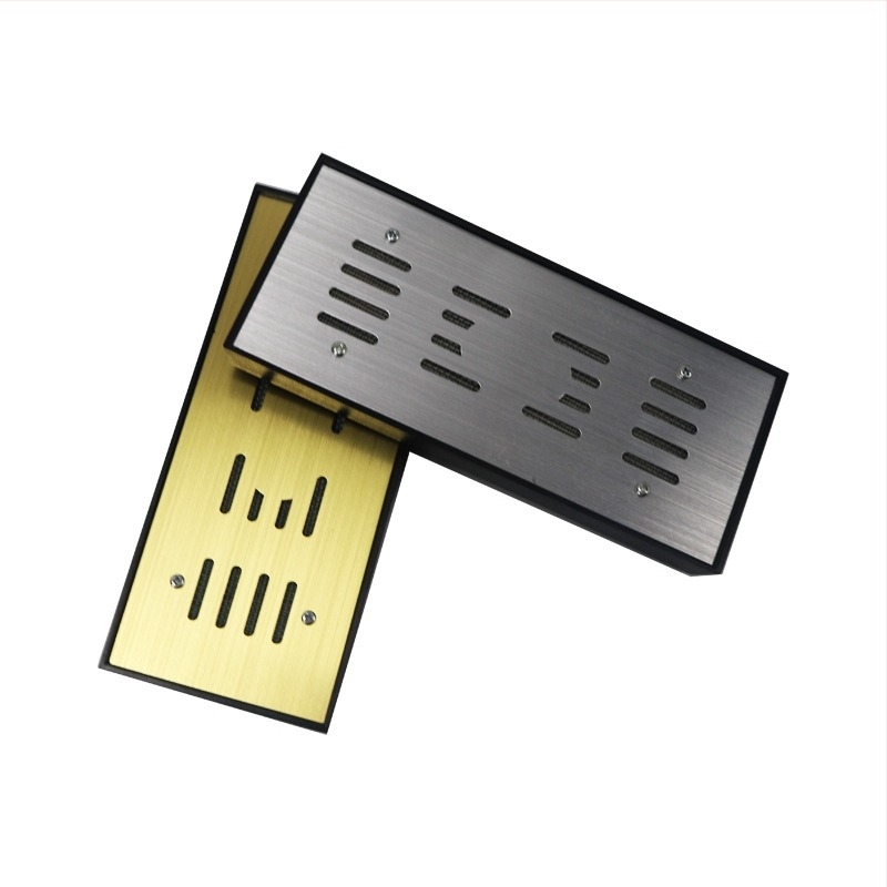 Umidificator pentru trabucuri — portabil, din plastic, stil simplu; include foi de hidratare și benzi de burete