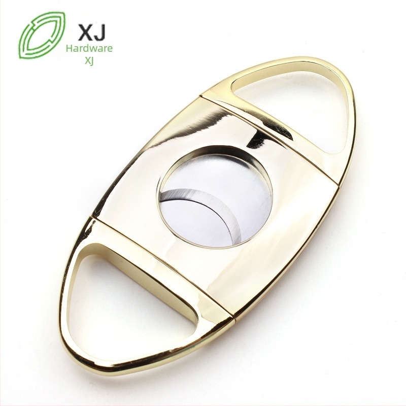 Foarfece pentru trabucuri din oțel inoxidabil, finisaj electroplating, lamă cu două tăișuri; origine Yangjiang; marca Xinjun Hardware; personalizare disponibilă