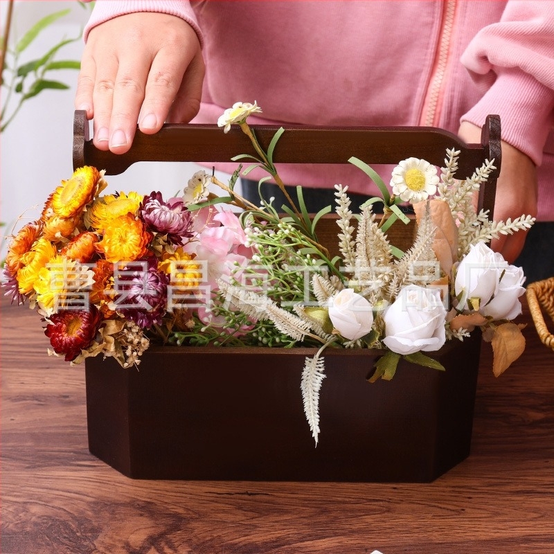 Cutie de depozitare pentru nuci din lemn natural, gravură; imprimare logo disponibilă; greutate netă 500 g