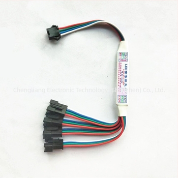 Modul amplificator LED pentru bandă – Expander de semnal sincron, 5-24V, Ieșiri 1-4/8, Interfață 3P