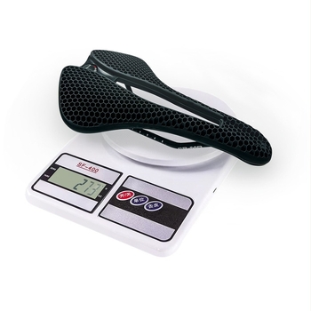 Șa de bicicletă BALUGOE BLS-01, material PA, cavitate 3D, respirabilă, iluminată, compatibilă cu biciclete obișnuite