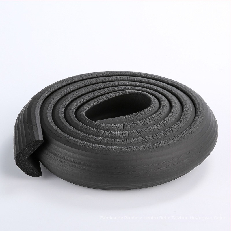 Protecție colț masă pentru grădiniță, cu model în dung, îngroșat și mai lat - Import: Nu; Brand: Other; Ambalare: 80 buc.