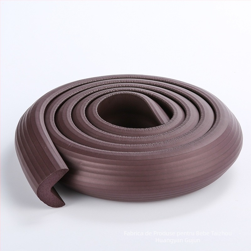 Protecție colț masă pentru grădiniță, cu model în dung, îngroșat și mai lat - Import: Nu; Brand: Other; Ambalare: 80 buc.