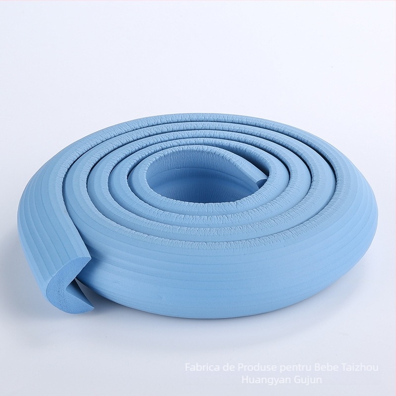 Protecție colț masă pentru grădiniță, cu model în dung, îngroșat și mai lat - Import: Nu; Brand: Other; Ambalare: 80 buc.