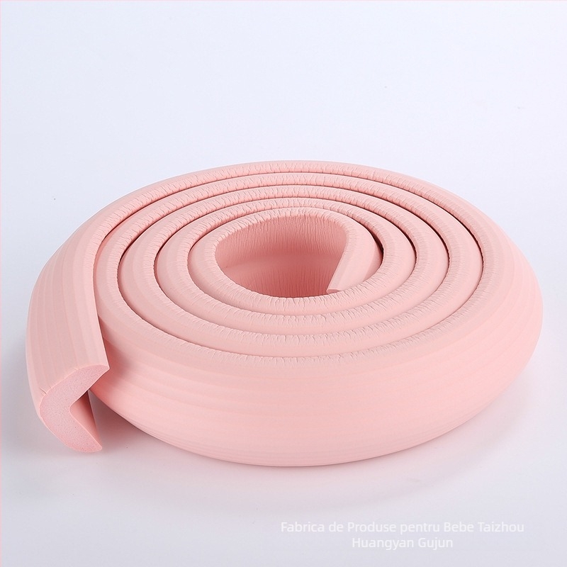 Protecție colț masă pentru grădiniță, cu model în dung, îngroșat și mai lat - Import: Nu; Brand: Other; Ambalare: 80 buc.