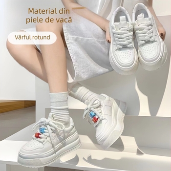 Adidași pentru femei cu partea superioară din piele de vițel, talpă groasă pentru creșterea înălțimii, vârf rotund, închidere cu șireturi, branț din piele de porc