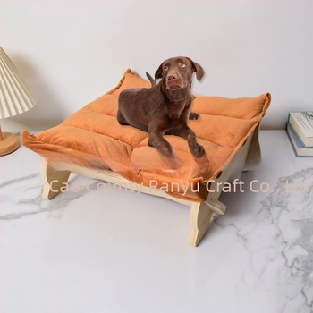 Cușcă de dormit din lemn pentru pisici, cald iarna (Din lemn, Iarnă, Pisică, Cald)