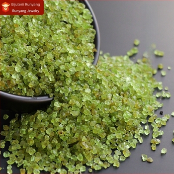 Pietriș natural din olivină cristal pentru acvariu și ghivece – Formă geometrică; Material: cristal; Brand: Runyangshi; Ambalaj: pungă PP; Stil: simplitate modernă