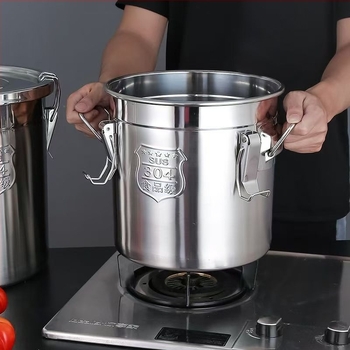 Recipient metalic sigilat pentru depozitarea orezului, cu capac, rezistent la umezeală și insecte, capacitate mare