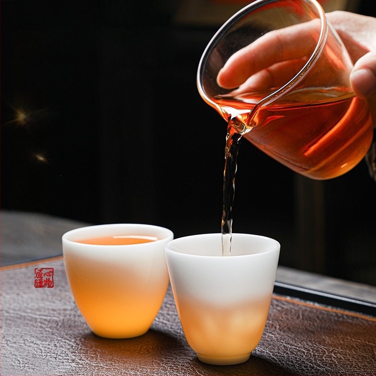 Ceașcă de ceai din porțelan, lucrată manual, stil chinezesc nou, marca Carved Jade Porcelain, pentru uz personal