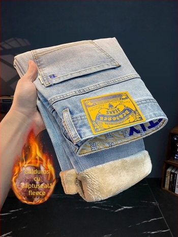 Blugi bărbați talie înaltă, denim cu 60% elastan, croială crop lungime dreaptă, fermoar