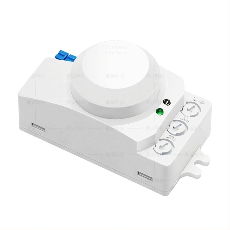 Greenway senzor radar cu unde micro‑valuri, pentru iluminat interior/exterior, coridoare, școli, centre comerciale, parcări și depozite; întârziere reglabilă 8 s–12 min; tensiune AC100-240V / DC12-24V; CE