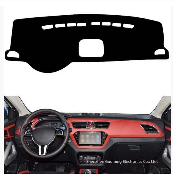 Husă pentru bordul mașinii pentru JAC S2 T40 iEV7S (2015-2019), pentru toate anotimpurile, material poliester-silicon, imprimare a logo-ului.