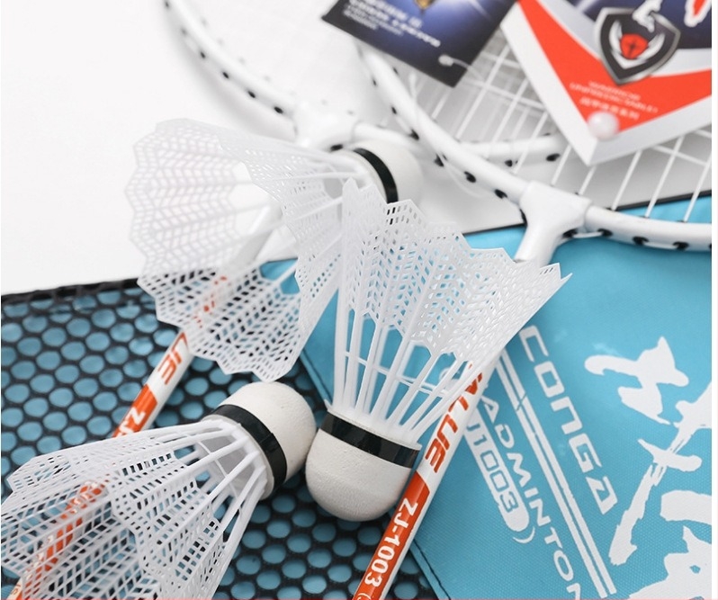 Rachetă de badminton, ramă din alt material, duritatea tijelor moderată, origine Zhejiang.