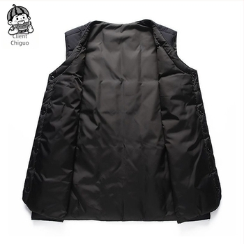 Vesta pentru bărbați din puf, guler în V, închidere cu nasturi pe un singur rând, țesătură poliester, umplutură din puf de gâscă alb, mai multe buzunare, potrivită pentru toamnă și iarnă