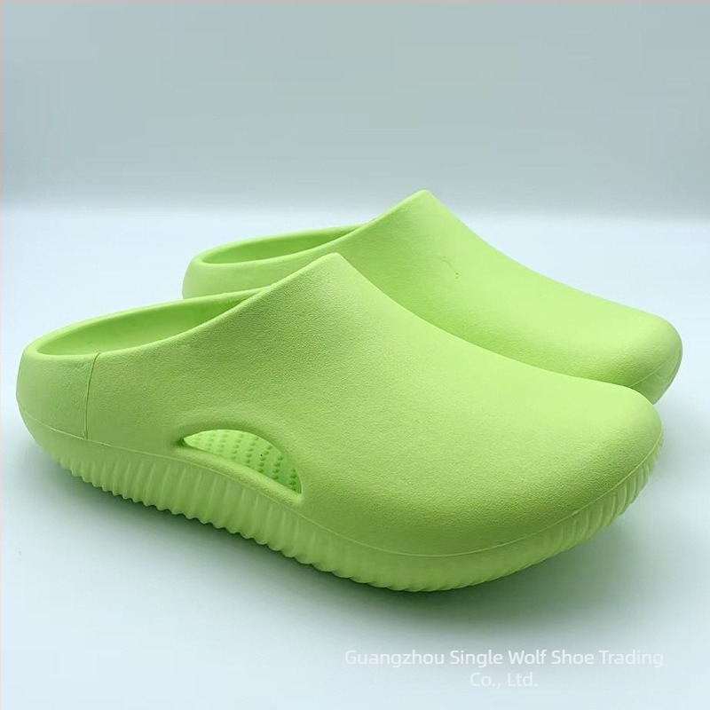 Sandale unisex cu acoperire totală a degetelor, curea cu un singur breloc, partea superioară EVA și talpa EVA, vârf rotund, toc plat de 2 cm, respirante și ușoare