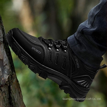 Ghete de drumeție pentru bărbați — antiderapante, rezistente la uzură, cu creștere internă a înălțimii, partea superioară din plasă, toamnă/iarnă
