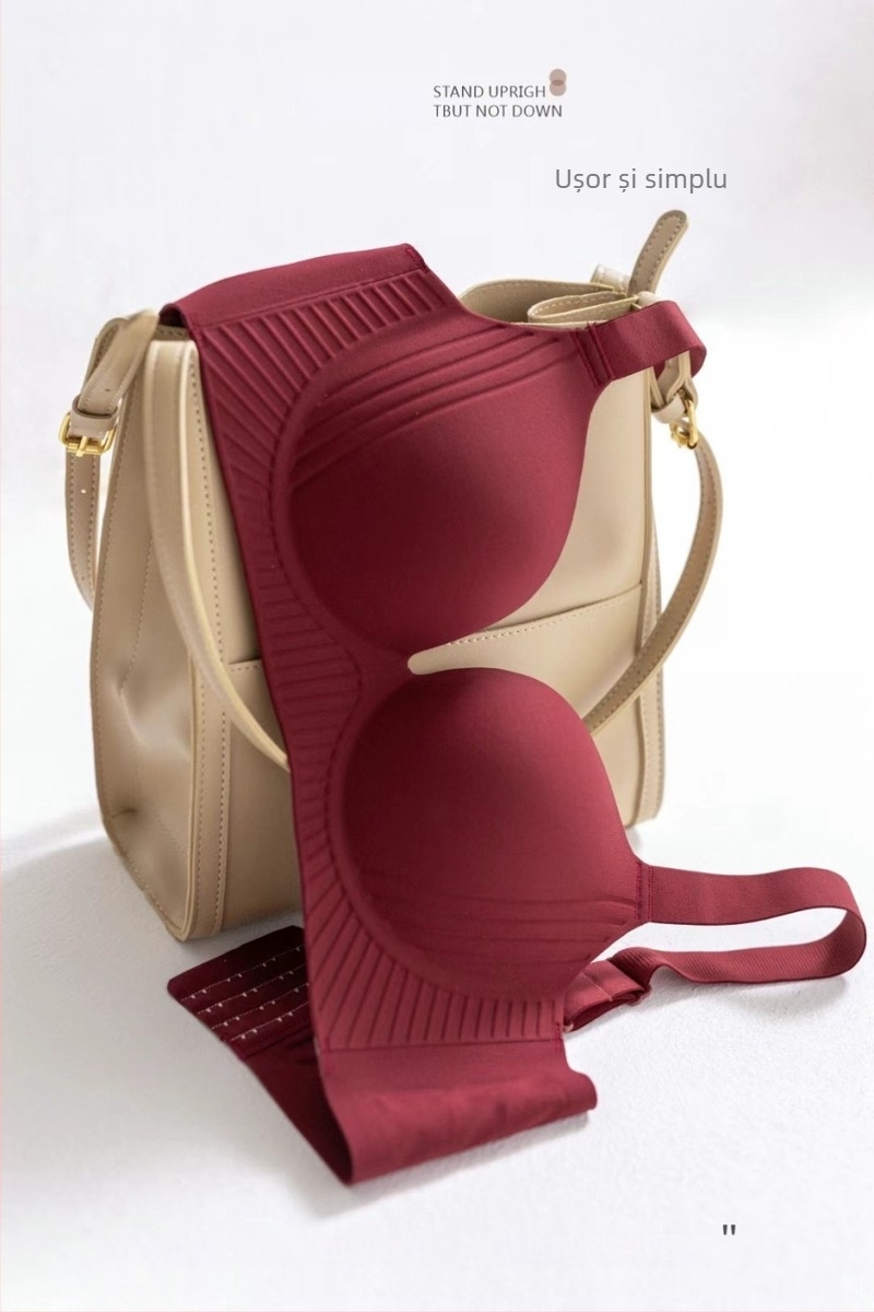 Sutien în stil corset, cupe complete, cupe subțiri din nylon, bretele fixe duble, închidere spate cu patru rânduri de cărlige.